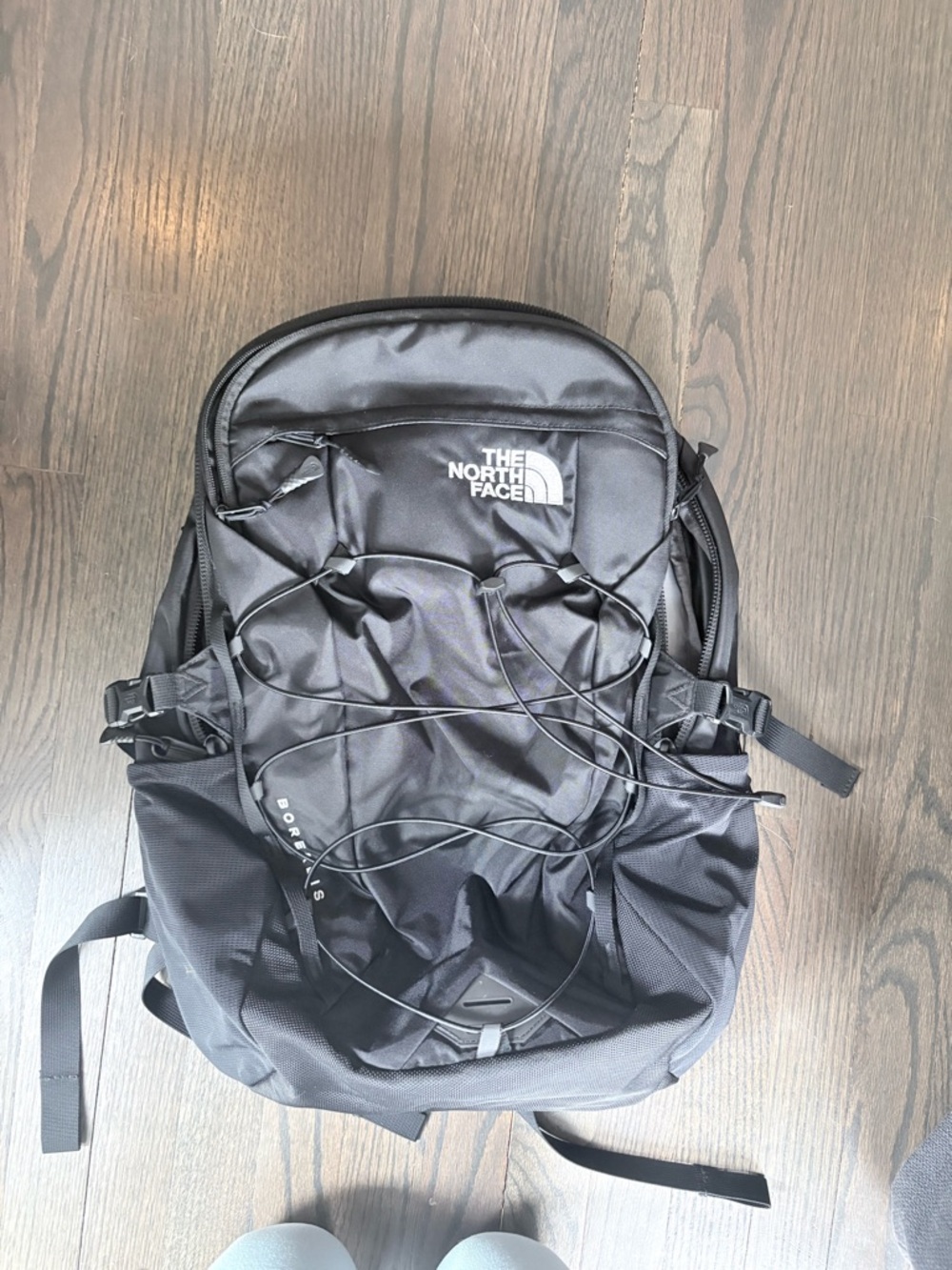 The North Face Black Borealis Men’s Backpack with Front Bungee - Picture 2 of 5
